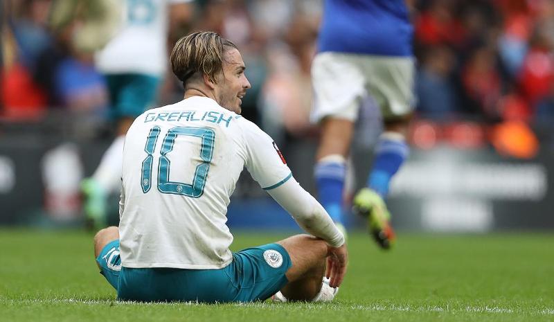 Jack Grealish a joué son premier match officiel avec Manchester City dans le Community Shield contre Leicester City.