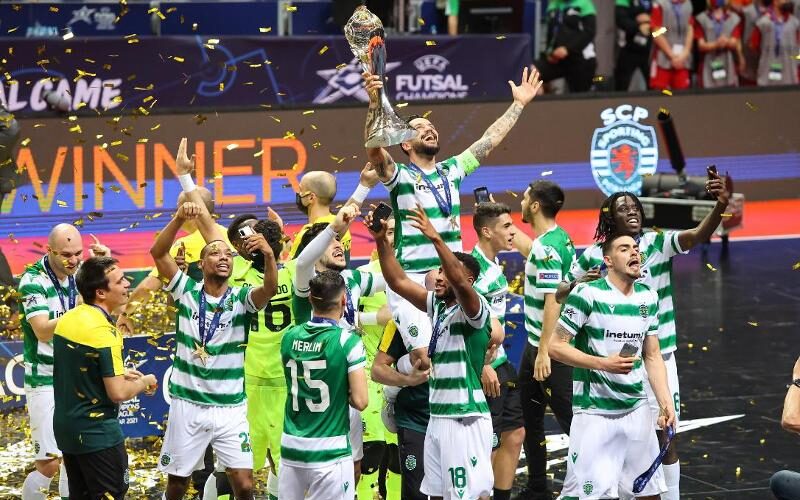 Les joueurs du Sporting CP célèbrent leur victoire lors de la finale de la Ligue des champions 2021.