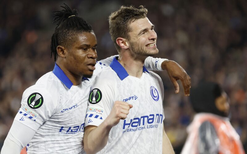 Gift Orban en Hugo Cuypers vieren hun doelpunt tegen West Ham